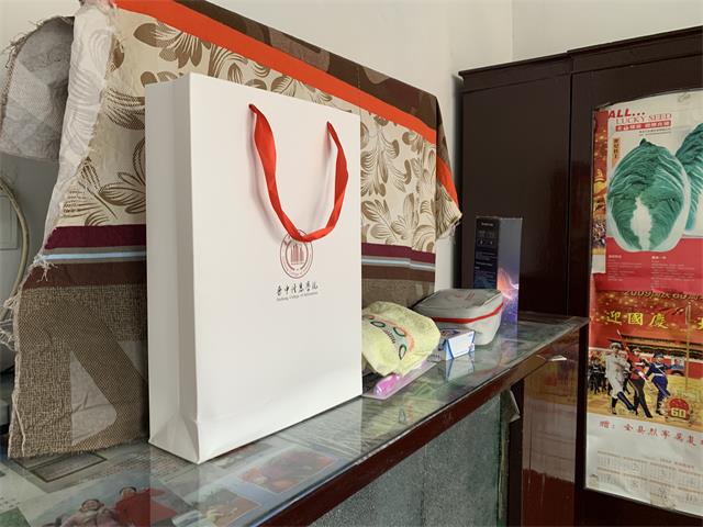 【情暖社区】“点亮心灯”失独老人帮扶行动：传递温暖约定 情暖白塔社区