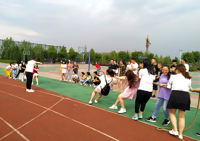 【完满班级】力大出奇迹之宿舍拔河大比拼——艺术传媒学院视觉(专升)1805班完满班级活动