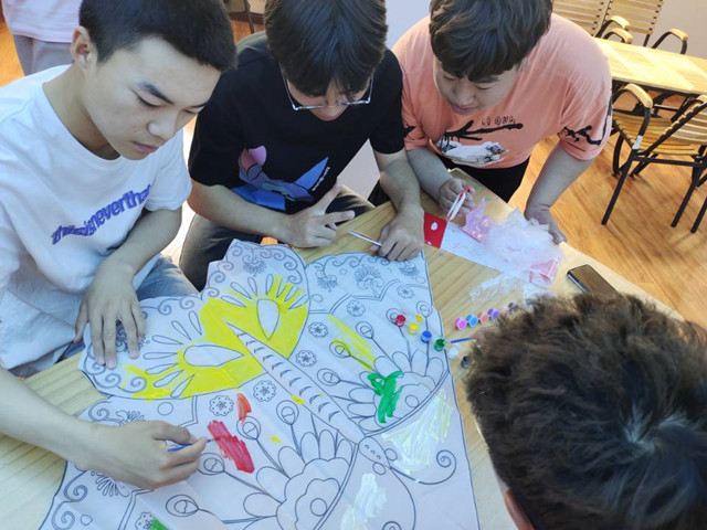 【完满班级】“激扬五月 放飞梦想 第一季”——智能工程学院电子2001班完满班级活动