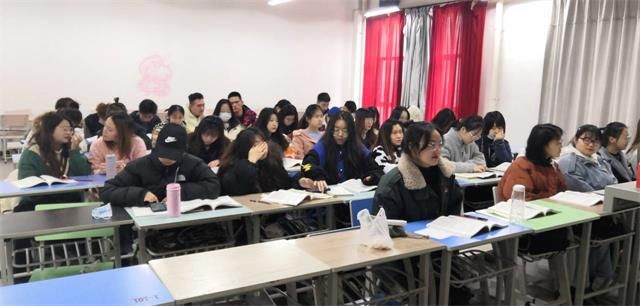 【主题团日活动】贯彻新思想 开拓新发展——艺术传媒学院2018级视觉1804班主题团日活动