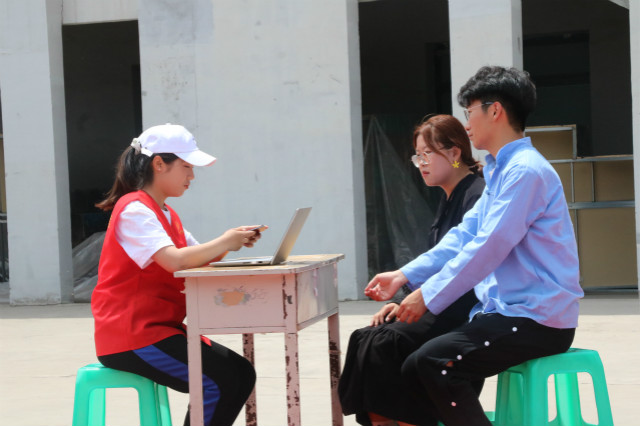 【戏剧节】 家是最小国 奋进为国家——第九届“魅夜乌马河”校园戏剧节之舞台剧《奋进》