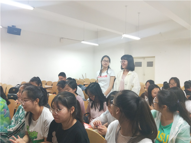 【完满班级】心怀感恩 与孝同行——淬炼商学院举办六月完满班级主题活动（二十二）