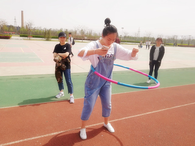 【完满班级】运动你我 增强体魄——外语系举办4月完满班级活动