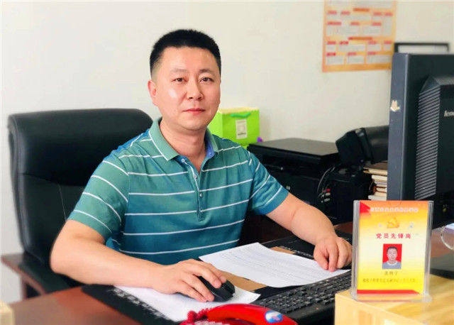 【毕业季】辅导员 亦师亦友 四年同舟——智能工程学院“思那年 正青春”毕业季系列主题活动第一期