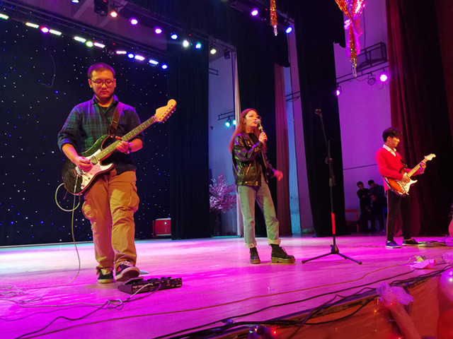 【音乐节·无边】追忆无尽美好 释放无边激情——“2017 无边”第五届校园摇滚音乐节暨第77期周末文化广场