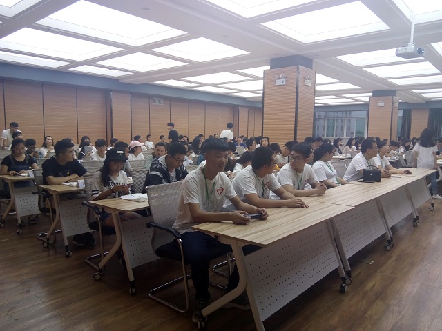 【献礼全省公益论坛】140名志愿者齐汇聚 共迎38所高校参会代表