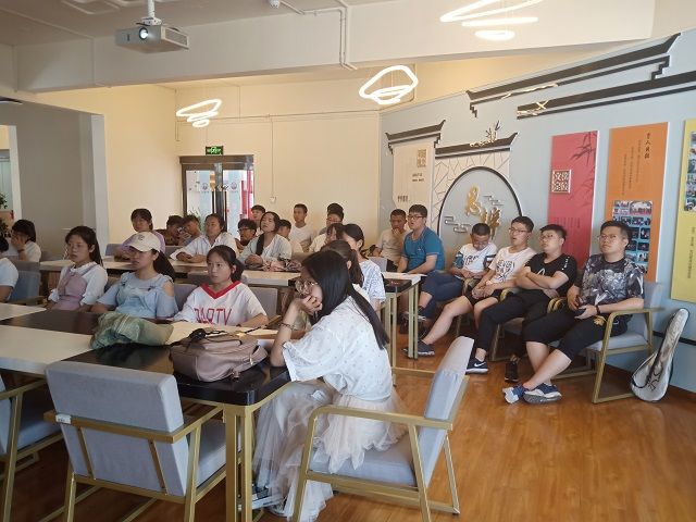 【完满班级】激扬青春 精彩人生——食品与环境学院动医1802班完满班级活动