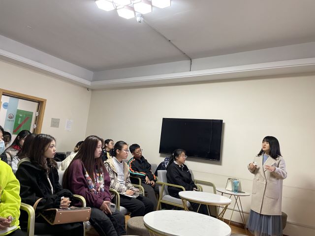 四“YONG”社团 “汇”生“绘”社——食品与环境学院B类社团日常活动