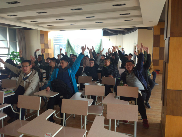 【完满班级】珍爱生命 莫与“毒”也——智能工程学院16级完满班级活动集锦（四十五）