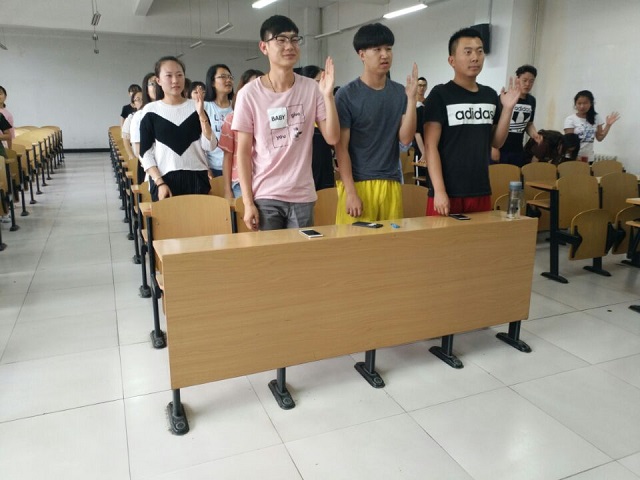 【完满班级】六月迎盛夏 鲜肉“搞事情”——环科系“话远方˙致青春”完满班级系列活动(三)