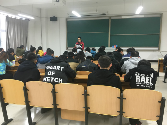 【辅导员说完满】信息工程系2015级辅导员说完满之“健美操精神 信工系传承”