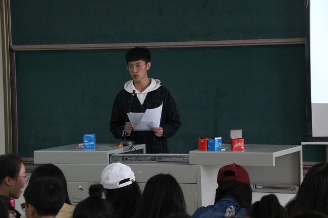 【志愿快讯·活动】各院系积极开展“青春雷锋月 与雷锋同行”主题志愿服务活动