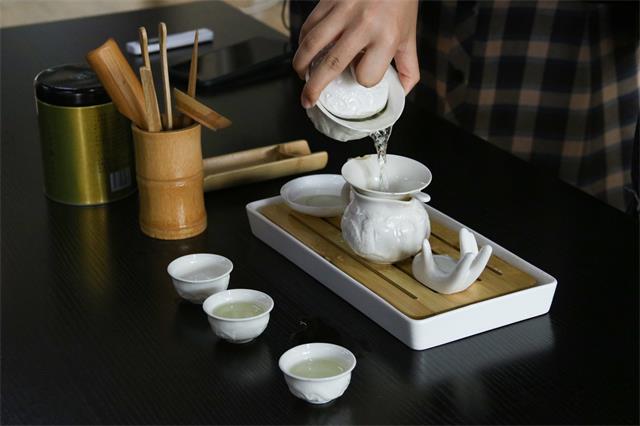 第26期“她说·女生学堂”：修身怡情 茶亦载道