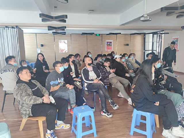 【完满班级】“并肩战役 共克时艰”——大数据学院、信息工程学院计科2008班