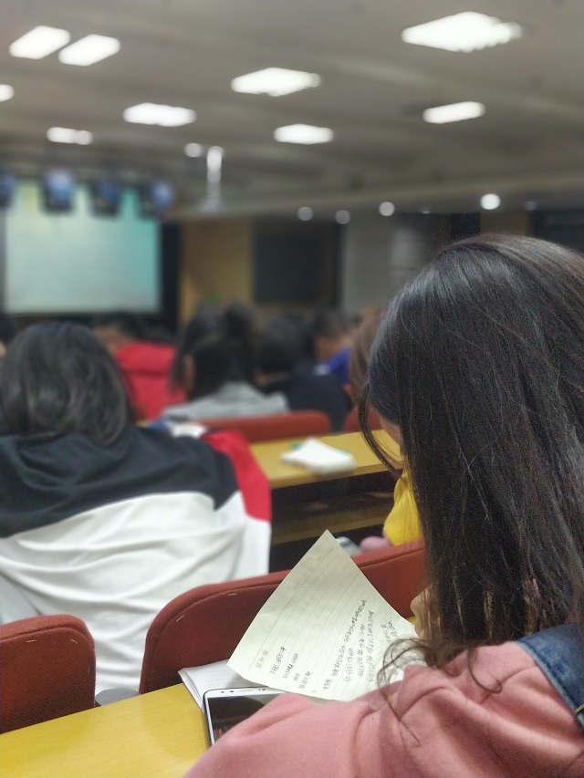 【辅导员说完满】脚踏实地 仰望星空――大数据学院、信息工程学院举办辅导员说完满班级活动