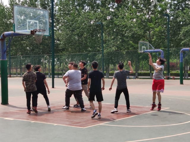 【完满班级】夏风徐徐 篮球联谊赛——物联1802班完满班级活动