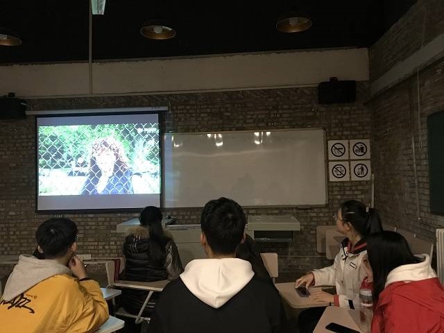 【完满班级】感恩人生指路人 让心灵回归自我——远景1805班举办完满班级活动