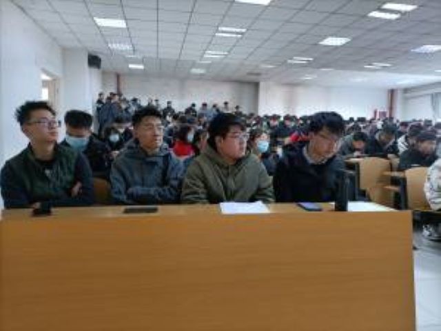 “精诚所至 金石为开”——智能工程学院18、20级辅导员说完满