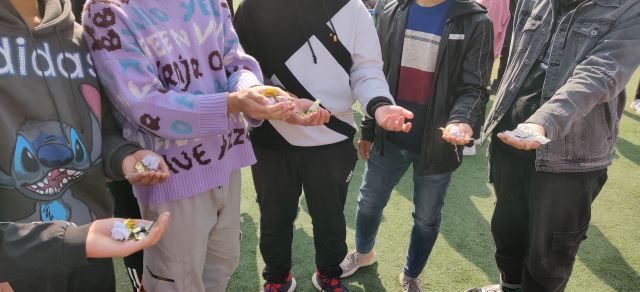 【完满班级】保护环境 受益你我校园清理垃圾活动——艺术传媒学院环设1903班举办完满活动