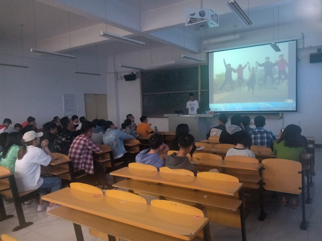 【完满班级】收藏时光 珍藏温暖——智能工程学院18级完满班级活动集锦（一百一十一）