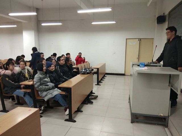 【完满班级】青春盛宴 一世绵延——食品与环境学院食品1801班青春电影赏析完满班级活动