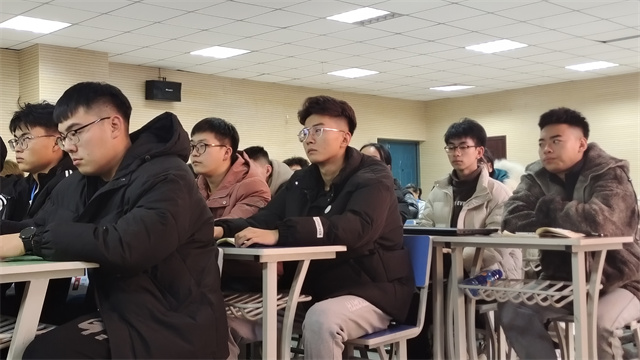 智能与科幻的思维碰撞——智能工程学院青马工程（知行班）系列活动