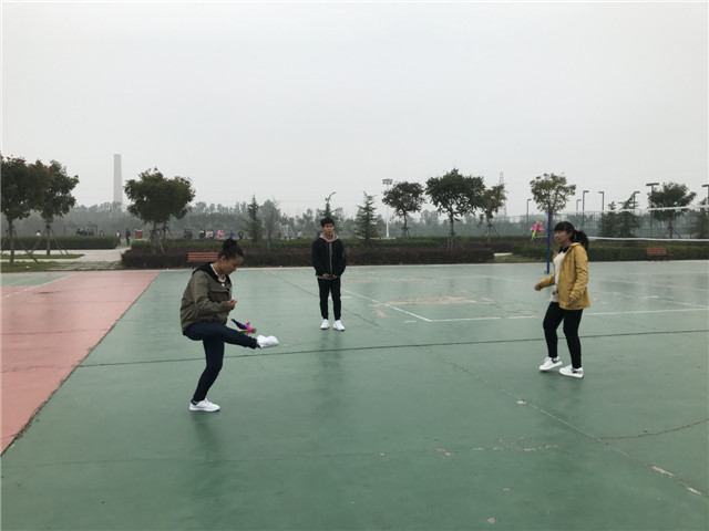 【完满班级】搏青春之翼 演绎极速体育——外国语言文学系10月完满班级活动