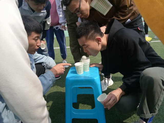 【完满班级】生命无止境 运动无极限——艺术传媒学院环境设计1802班举办趣味运动对抗赛