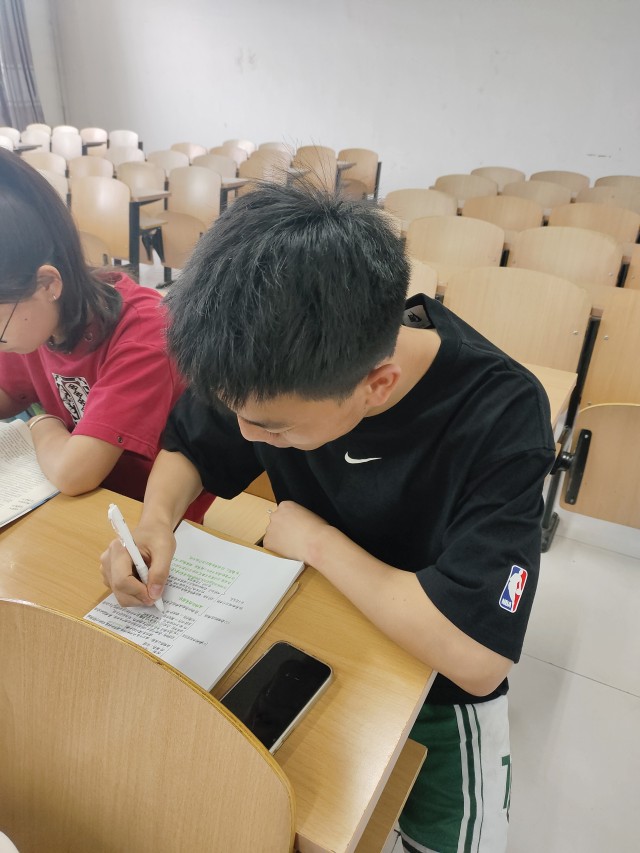 【完满团支部】翻转课堂 思维导图大比拼——远景学院远景2107班完满团支部活动