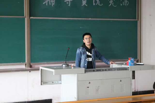 【辅导员说完满】躬行致知 情暖乡村——经济与管理学院开展辅导员说完满活动