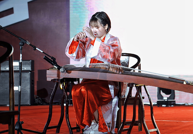 “新星之城——寻找夜空中最亮的你”主题晚会圆满落幕