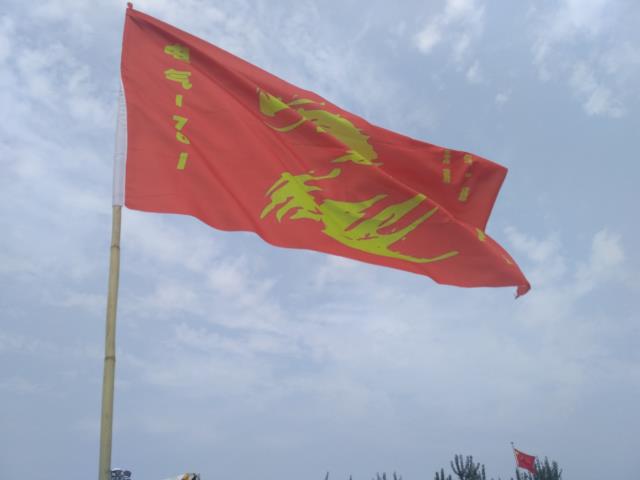 少壮及时宜努力 青春浩气走千山——机电工程系举办第一届“荣耀杯”凝心聚力七人八足挑战赛
