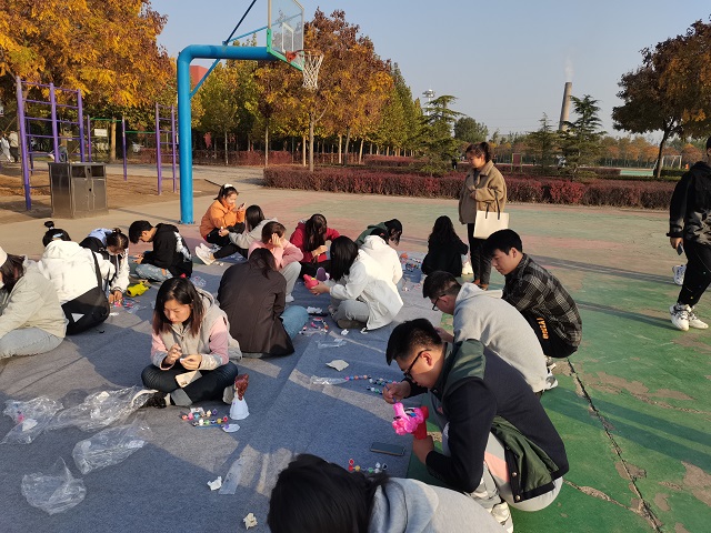 【社团快讯】给生活“涂”点乐子——“凝心聚力,创新共赢”系列活动之谁更有才活动圆满落幕