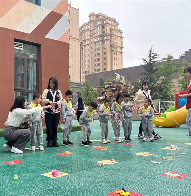情暖“六一” 与爱“童”行——淬炼·国际商学院志愿者助力金色摇篮幼儿园“六一”特别活动