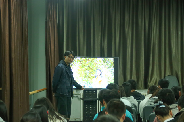 【传媒沙龙】掌握摄影技巧 感受图片魅力