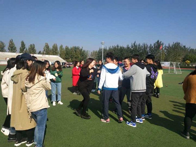 【完满班级】同拼搏 共奋进——淬炼商学院十月完满班级主题活动（三十二）