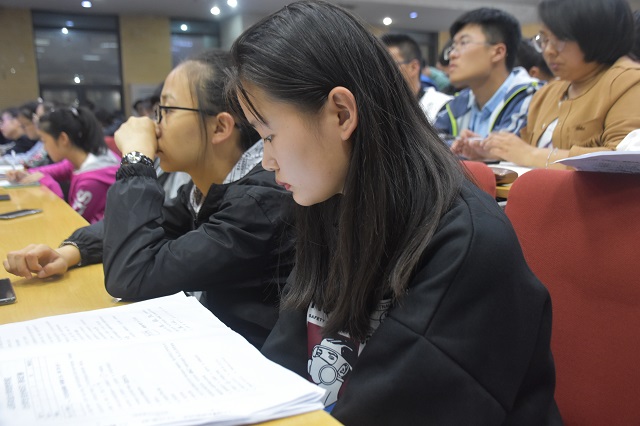 【辅导员说完满】你的完满  我来指路——大数据学院、信息工程学院辅导员说完满之“用完满勾勒美好青春”