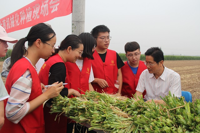 扶贫产业新亮点 打造养殖新格局——食品与环境学院“环动南阳”三下乡社会实践团纪实