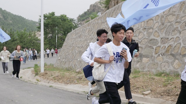GO!一场说走就走的“拉练”——大数据学院、信息工程学院 太古科幻学院师生徒步活动