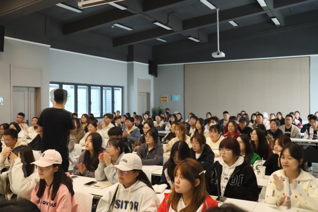 学会用镜头记录完满时光——第56期“创客视界”传媒沙龙如期举行