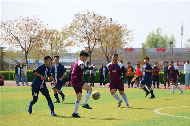 第十三届“至强杯”男子足球联赛圆满落幕