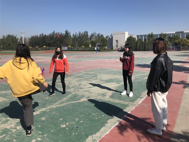 【完满班级】修炼青春 运动无限——外国语言文学系英语1704班完满班级活动