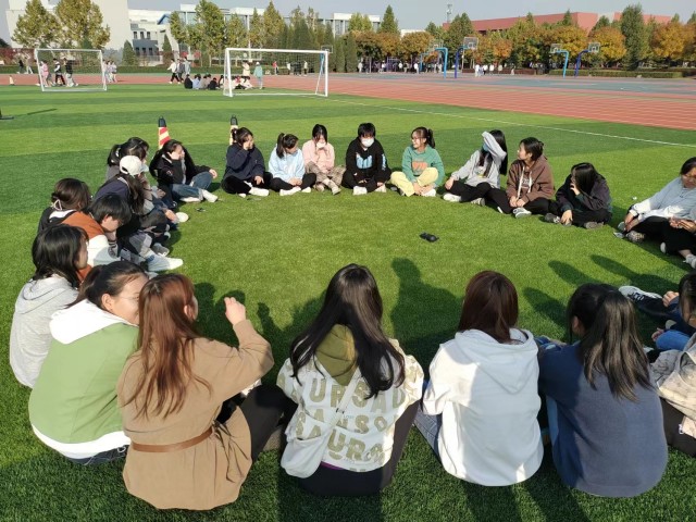 【完满班级】传爱国之精神 担青春之使命——商务英语学院完满班级活动集锦