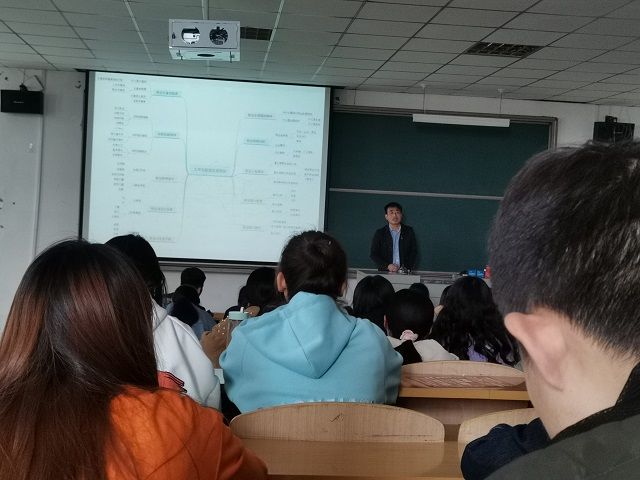 【辅导员说完满】调整学习规划 成就灿烂人生——食品与环境学院2019级辅导员说完满