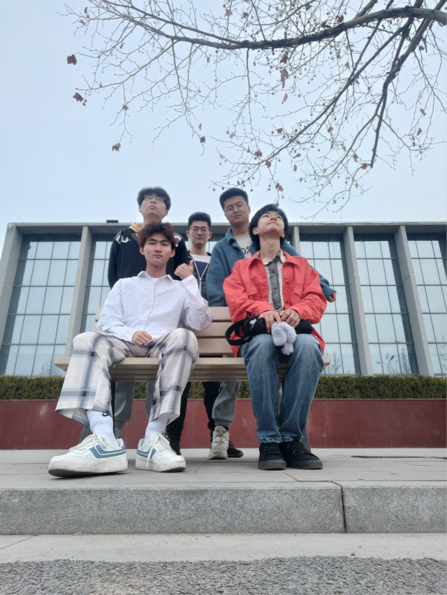 【完满班级】挥洒拼搏汗水 以运动抒写青春——外国语言文学系英语1901班、英语1902班、英语1904班完满班级活动