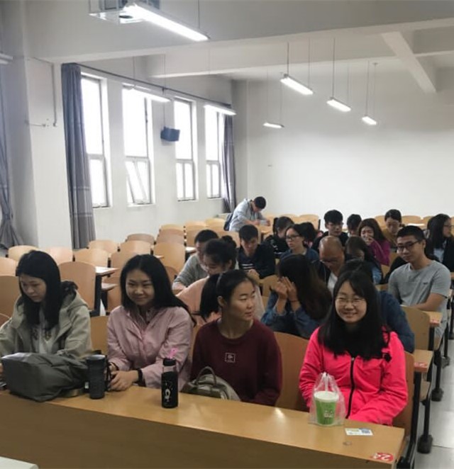 【完满班级】梦想起航 艺彩飞扬——淬炼商学院九月完满班级主题活动（四十六）