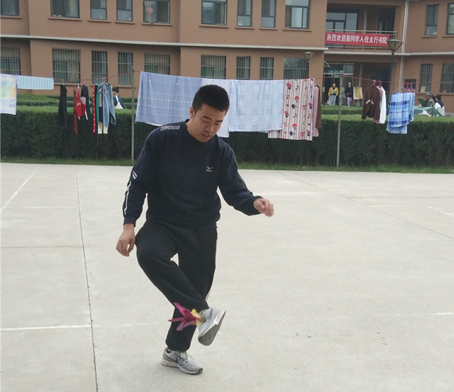 【完满班级】“运动健体 趣味怡心”班级趣味活动——大数据学院、信息工程学院网工1602班