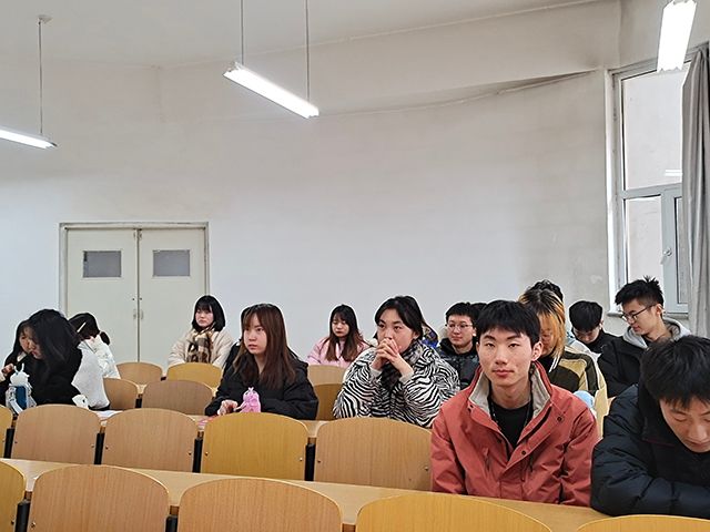 【完满班级】安不忘危 盛必虑衰——艺术传媒学院数媒2001班完满班级活动