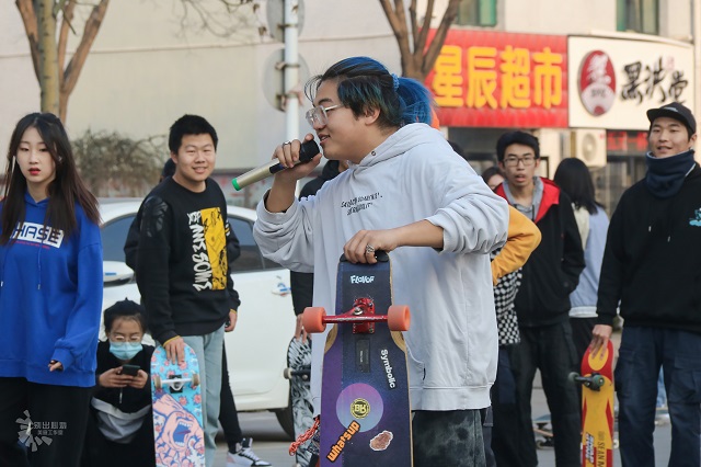 【社团巡礼节】魔法滑板显身手 够“胆”你就来——“酷滑公园”滑板交流赛圆满落幕