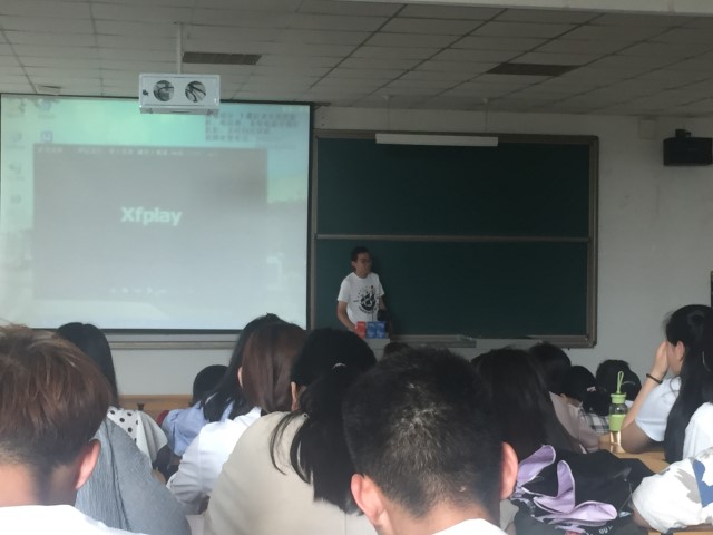 【辅导员说完满】愿时光不负努力  成就属于你的自己——辅导员说完满之“永不言败 持之以恒”